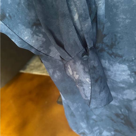 Work blouse - Picture 2 of 3